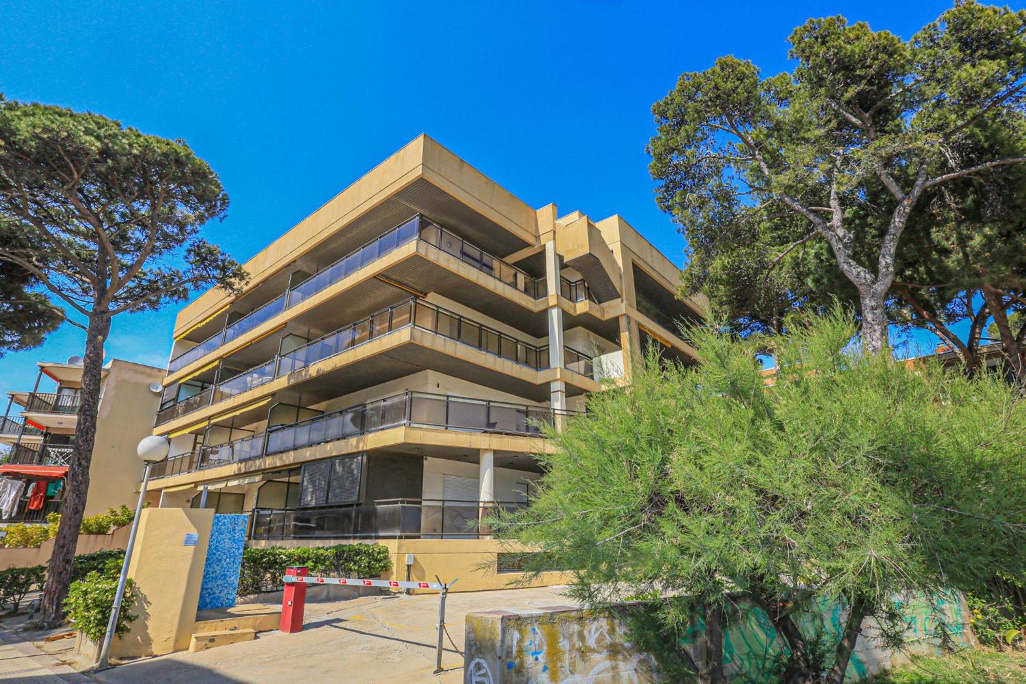 Txingudi - Only Families Apartment